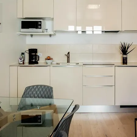 Hotell Amnesia Old Town Annecy