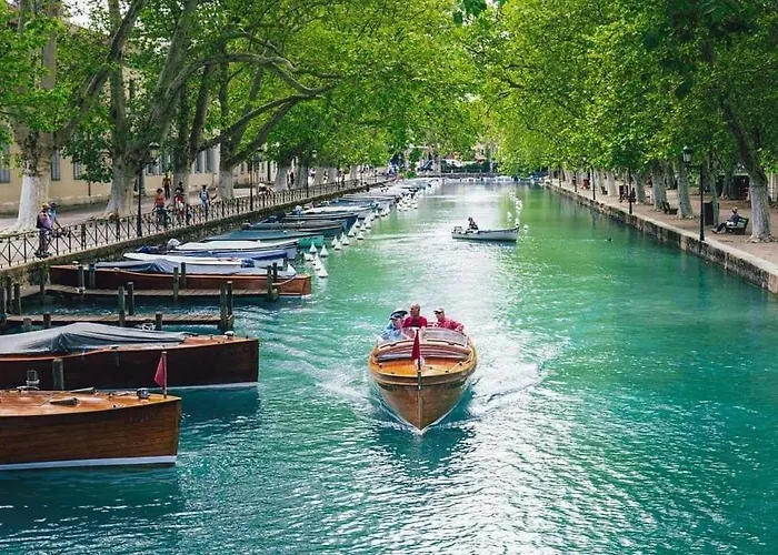 Hotel Amnesia Old Town *